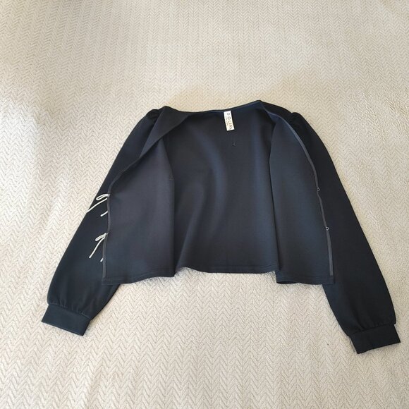 NWOT Women's Long Sleeve Top / sparkly-rhinestone bow accent. - Picture 7 of 15